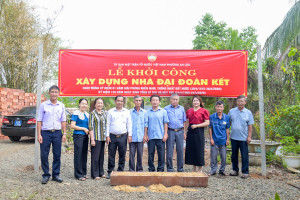KHỞI CÔNG XÂY DỰNG NHÀ ĐẠI ĐOÀN KẾT – LAN TỎA NGHĨA TÌNH TẠI KHU PHỐ PHÚ LẠC