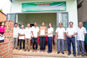 LỄ BÀN GIAO NHÀ TÌNH THƯƠNG CHO HỘI VIÊN NÔNG DÂN CÓ HOÀN CẢNH KHÓ KHĂN TẠI KHU PHỐ SÓC BẾ