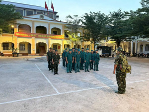 BAN CHỈ HUY QUÂN SỰ PHƯỜNG AN LỘC TỔ CHỨC HÀNH QUÂN RÈN LUYỆN🇻🇳🇻🇳🇻🇳