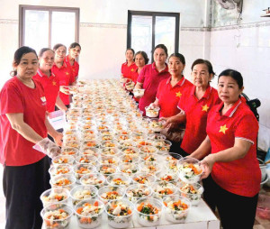 PHỤ NỮ AN LỘC LAN TỎA YÊU THƯƠNG TỪ NHỮNG SUẤT BÁNH CANH NGHĨA TÌNH