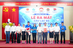 PHƯỜNG AN LỘC RA MẮT CÂU LẠC BỘ “MẶT TRẬN SỐ” VÀ TUYÊN TRUYỀN PHÒNG, CHỐNG MA TÚY