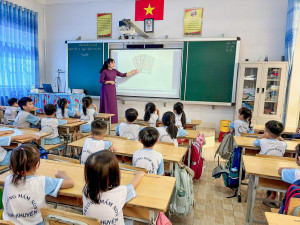 TỪ MẦM NON ĐẾN TIỂU HỌC - HÀNH TRÌNH LÀM QUEN ĐẦY HỨNG KHỞI CỦA CÁC BÉ LỚP LÁ TRƯỜNG MẦM NON VÀNH KHUYÊN