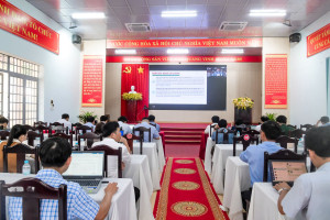 PHƯỜNG AN LỘC THAM DỰ HỘI NGHỊ TOÀN QUỐC SƠ KẾT 01 NĂM 06 THÁNG TRIỂN KHAI THỰC HIỆN NGHỊ QUYẾT SỐ 57-NQ/TW CỦA BỘ CHÍNH TRỊ