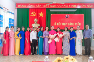 TRƯỜNG MẦM NON THANH LƯƠNG TỔ CHỨC LỄ KẾT NẠP ĐẢNG VIÊN 🇻🇳