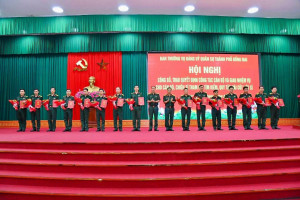 ĐẢNG ỦY BỘ CHQS THÀNH PHỐ ĐỒNG NAI TRAO QUYẾT ĐỊNH VỀ CÔNG TÁC CÁN BỘ