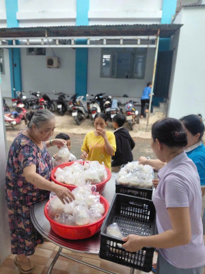 BẾP ĂN YÊU THƯƠNG – LAN TỎA TINH THẦN “LÀM THEO LỜI BÁC 💕