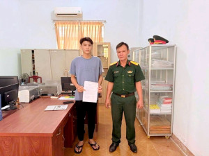MỖI LÁ ĐƠN TÌNH NGUYỆN – MỘT KHÁT VỌNG CỐNG HIẾN CHO TỔ QUỐC