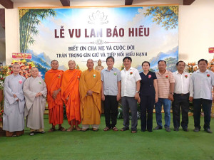 CHÙA CHƯỞNG PHƯỚC PHƯỜNG AN LỘC TỔ CHỨC LỄ VU LAN BÁO HIẾU