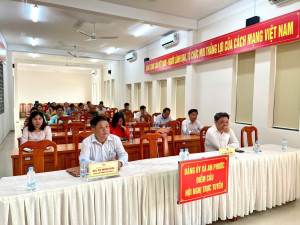XÃ AN PHƯỚC TỔ CHỨC HƠN 30 ĐIỂM CẦU TIẾP SÓNG HỘI NGHỊ TRỰC TUYẾN QUÁN TRIỆT, TRIỂN KHAI NGHỊ QUYẾT HỘI NGHỊ TRUNG ƯƠNG 2 KHÓA XIV