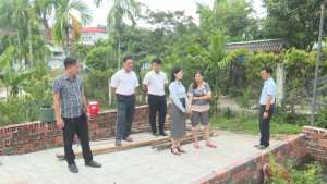 UBND xã An Phước làm việc với gia đình bà Lưu Ngọc Hồng