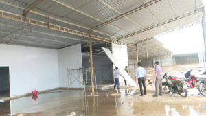 UBND xã An Phước kiểm tra công tác tự tháo dỡ công trình vi...