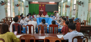 Thường trực Đảng ủy xã An Viễn làm việc với Chi ủy các ấp