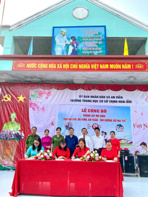 Ra mắt mô hình “Trường học an ninh, an toàn, nói không với ma túy” Trường Trịnh Hoài Đức