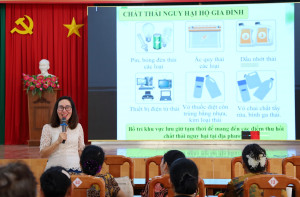 Tập huấn phân loại rác thải sinh hoạt và phòng, chống rác thải nhựa Chiều 12/12, Sở Nông nghiệp và Môi trường tỉnh Đồng Nai phối hợp với xã An Viễn tổ chức  tập huấn chuyên đề về công tác phân loại chất thải rắn sinh hoạt tại nguồn và các giải pháp p