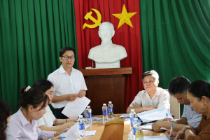 Giám sát công tác quản lý và thực hiện chế độ, chính sách...