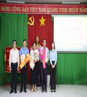 Hội nghị công bố các Quyết định về công tác Mặt trận và Chi đoàn, Chi hội sau sắp xếp trên địa bàn xã An Viễn