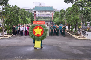 Xã An Viễn dâng hương tưởng niệm các Anh hùng liệt sĩ nhân kỷ niệm 79 năm Ngày Thương binh Liệt sĩ