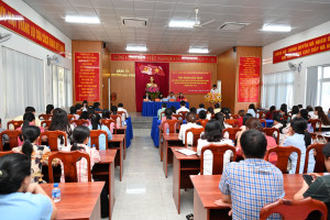 Phường Bảo Vinh lấy ý kiến cử tri nơi công tác đối với người dự kiến giới thiệu ứng cử đại biểu HĐND phường, nhiệm kỳ 2026 – 2031