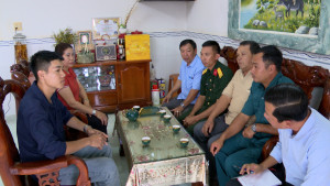 Những tấm gương thanh niên tiêu biểu nhập ngũ