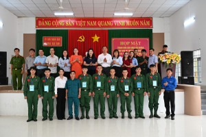 Phường Bảo Vinh Họp mặt thanh niên sẵn sàng lên đường nhập ngũ và thực hiện nghĩa vụ tham gia Công an nhân dân năm 2026