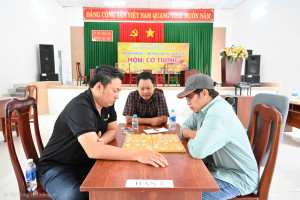 Phường Bảo Vinh – Sôi nổi thi đấu môn Cờ Tướng