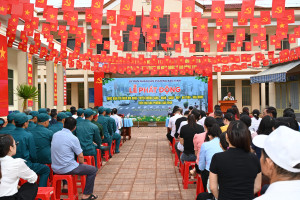 Phường Bảo Vinh phát động triển khai thí điểm mô hình tuyến đường “Sáng - xanh - sạch - đẹp - an toàn - văn minh”