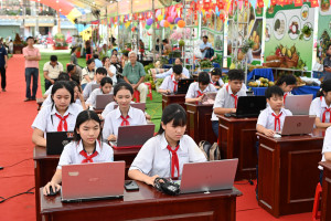 Phường Bảo Vinh tổ chức Hội thi sáng tạo vẽ tranh truyền thông bằng AI cho học sinh năm 2026