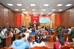 Phường Bảo Vinh phát động và ra quân hưởng ứng phong trào thi đua “Toàn dân chung tay bảo vệ môi trường, vì một Việt Nam xanh - sạch - đẹp”; hưởng ứng Ngày Môi trường thế giới (05/6), Ngày Quốc tế đa dạng sinh học và Tuần lễ Quốc gia phòng, chống thi