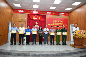 UBND phường Bảo Vinh tổng kết thực hiện Luật Quốc phòng năm 2018, Luật Dân quân tự vệ năm 2019 và Luật Giáo dục quốc phòng và an ninh năm 2013