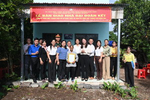 PHƯỜNG BẢO VINH BÀN GIAO 03 CĂN NHÀ ĐẠI ĐOÀN KẾT CHO HỘ GIA ĐÌNH KHÓ KHĂN VỀ NHÀ Ở