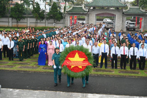 LỄ VIẾNG NGHĨA TRANG LIỆT SĨ LONG KHÁNH NHÂN KỶ NIỆM 81 NĂM CÁCH MẠNG THÁNG TÁM THÀNH CÔNG (19/8/1945 - 19/8/2026) VÀ QUỐC KHÁNH NƯỚC CỘNG HOÀ XÃ HỘI CHỦ NGHĨA VIỆT NAM (02/9/1945 - 02/9/2026)