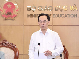 Bộ trưởng yêu cầu giảm tối đa hồ sơ, thủ tục hành chính, công việc mang tính hình thức cho giáo viên