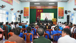XÃ BÀU HÀM TỔ CHỨC KỶ NIỆM 136 NĂM NGÀY SINH CHỦ TỊCH HỒ CHÍ MINH VÀ SƠ KẾT 5 NĂM THỰC HIỆN KẾT LUẬN SỐ 01-KL/TW