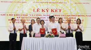 Thành phố Đồng Nai và Bộ Khoa học và Công nghệ ký kết phối hợp về hỗ trợ hộ kinh doanh chuyển đổi số