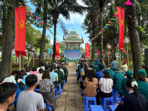 UỶ BAN MẶT TRẬN TỔ QUỐC VIỆT NAM XÃ BÀU HÀM TỔ CHỨC LỄ PHÁT ĐỘNG VÀ RA QUÂN HƯỞNG ỨNG PHONG TRÀO THI ĐUA “TOÀN DÂN CHUNG TAY BẢO VỆ MÔI TRƯỜNG VÌ MỘT VIỆT NAM XANH - SẠCH - ĐẸP”
