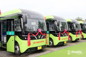 Thành phố Đồng Nai chính thức đưa xe buýt điện công nghệ sạch vào phục vụ người dân
