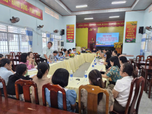 UBND XÃ BÀU HÀM LÀM VIỆC VỚI BAN GIÁM HIỆU CÁC TRƯỜNG HỌC LIÊN QUAN ĐẾN PHƯƠNG ÁN SÁP NHẬP ĐƠN VỊ SỰ NGHIỆP CÔNG LẬP