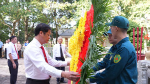 XÃ BÀU HÀM VIẾNG KHU DI TÍCH LỊCH SỬ CĂN CỨ TỈNH ỦY BIÊN HÒA...