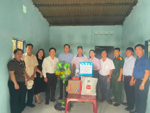 XÃ BÀU HÀM BÀN GIAO 08 CĂN NHÀ ĐẠI ĐOÀN KẾT CHO CÁC HỘ KHÓ KHĂN NHÂN DỊP LỄ QUỐC KHÁNH 2/9