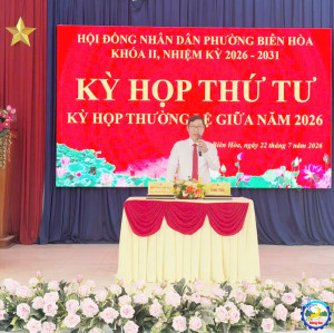 Ông Trịnh Tiến Việt - ĐUV - Phó Chủ tịch HĐND phường - Chủ tọa kỳ họp