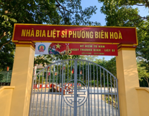 Tuyên truyền băng rôn tại UBND và 03 Nhà bia Liệt sĩ