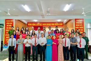 PHƯỜNG BIÊN HÒA CÔNG BỐ CÁC QUYẾT ĐỊNH VỀ SẮP XẾP TỔ CHỨC BỘ...