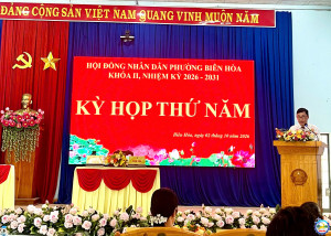 Ông Trịnh Tiến Việt - ĐUV - Phó Chủ tịch HĐND phường - Chủ tọa kỳ họp