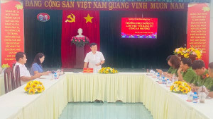 Thường trực Đảng ủy phường Bình Lộc làm việc với Đảng ủy Công an phường