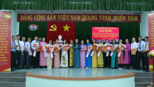 Hội nghị công bố các quyết định về công tác tổ chức, cán bộ và triển khai kế hoạch, công văn về công tác phát triển đảng của Ban Thường vụ Đảng ủy phường Bình Lộc