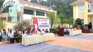 Phường Bình Lộc phát động ra quân “Ngày hội toàn dân giao nộp vũ khí, vật liệu nổ, công cụ hỗ trợ và pháo”