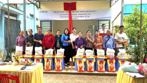 Lễ bàn giao “Ngôi nhà Hy vọng Hyosung” cho hộ gia đình có hoàn cảnh khó khăn trên địa bàn phường Bình Lộc