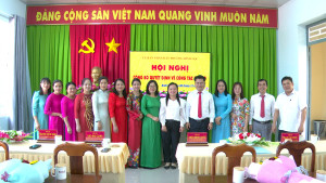 UBND phường Bình Lộc công bố Quyết định về công tác cán bộ lãnh đạo, quản lý của các trường học năm 2025