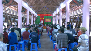 Hội nghị tuyên truyền, phổ biến pháp luật về an toàn giao thông, pháp luật về dân sự, hôn nhân và gia đình, đất đai cho đồng bào dân tộc Chơ Ro