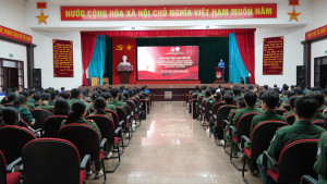 Phường Bình Lộc ôn lại kỷ niệm Ngày thành lập Quân đội nhân dân Việt Nam và công chiếu phim “ Mưa đỏ”